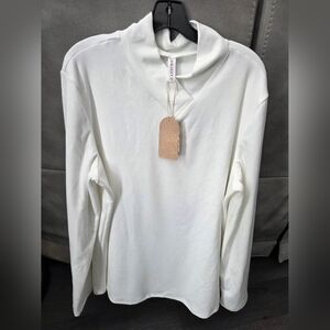 Women's winter white sweater 3XL.
